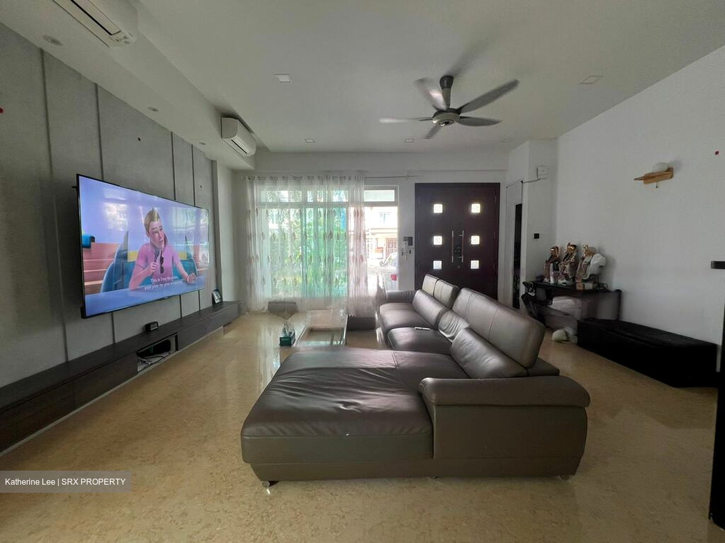 Stratton Green (D28), Terrace #472979151